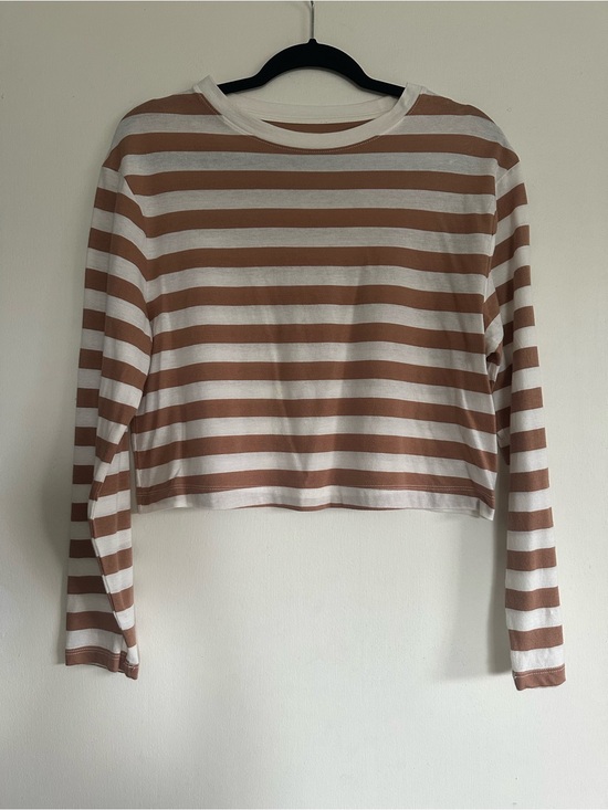 a new day Tops - a new day White & Brown Striped Long-Sleeve Crop Top